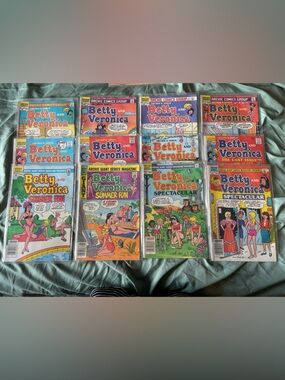 VINTAGE | Bundle of 12 Archie Comics
